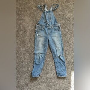 Women’s Levi’s crop overalls